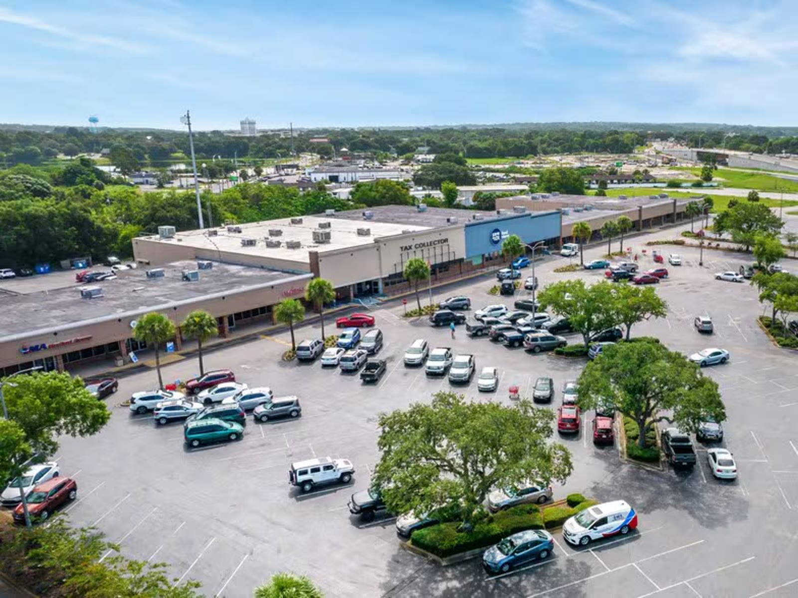 Property photo of Ridge Crossing Plaza